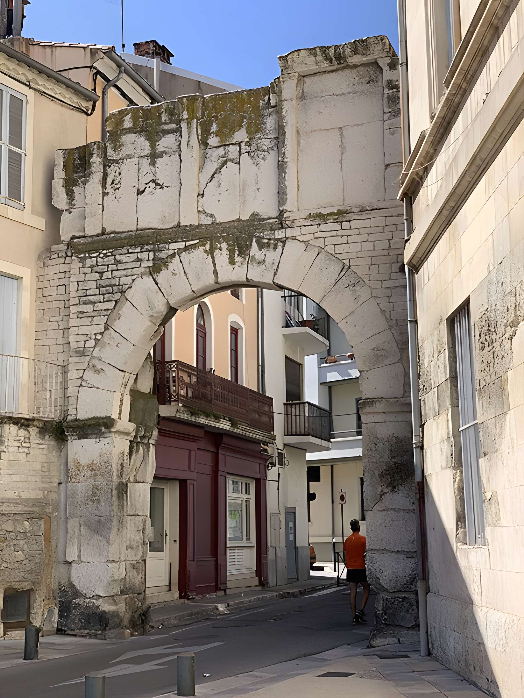 Porte d'Espagne dite de France