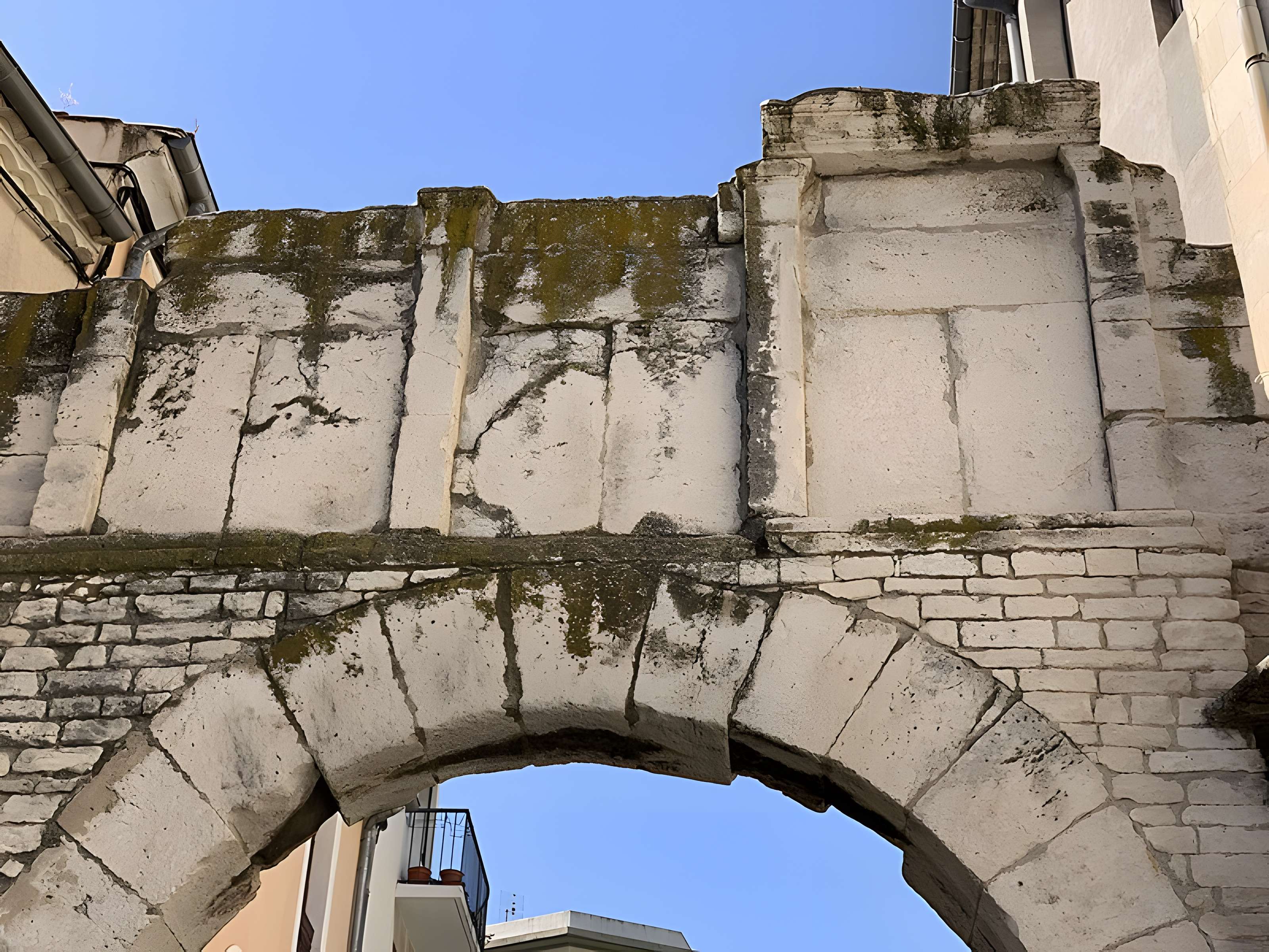 Porte d'Espagne dite de France