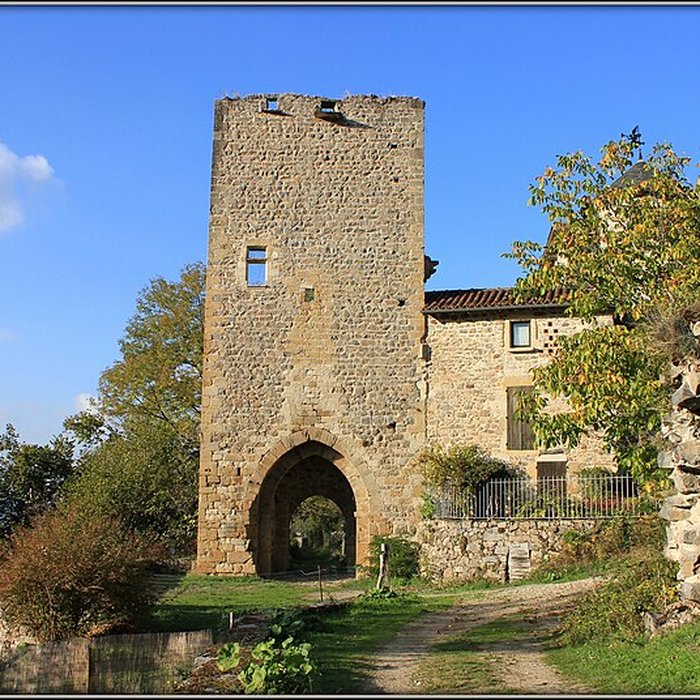 Photo de Porte de la Barbacane de Peyrusse-le-Roc