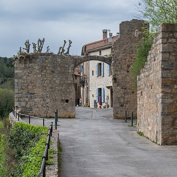 Porte de lEau à Lagrasse