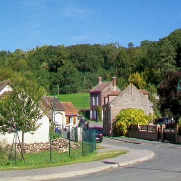 Porte du manoir de Longueil-Sainte-Marie