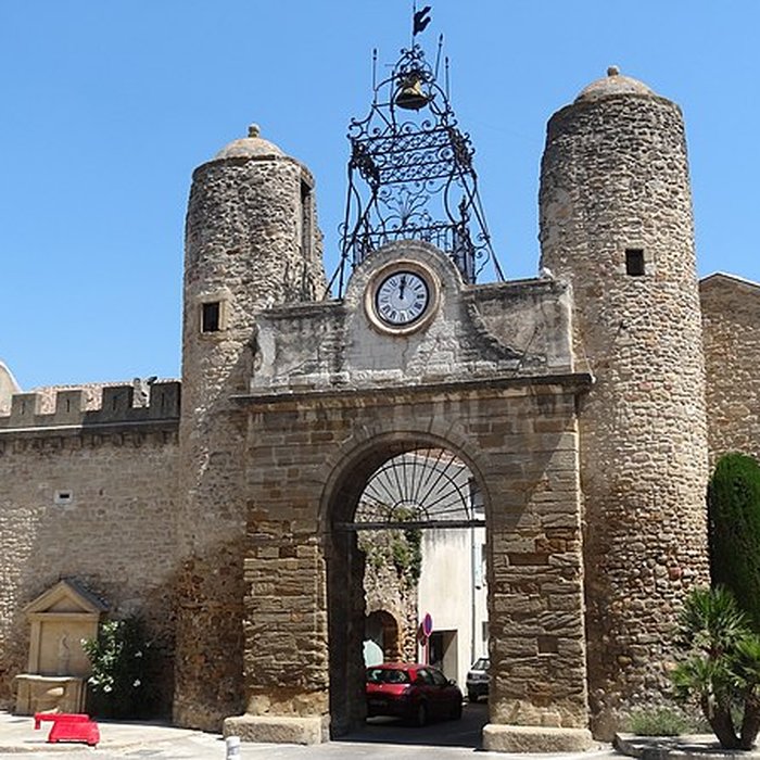 Photo de Porte de ville de Camaret-sur-Aigues