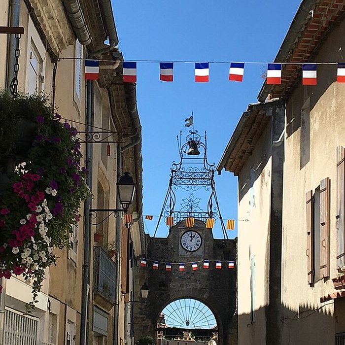 Photo de Porte de ville de Camaret-sur-Aigues