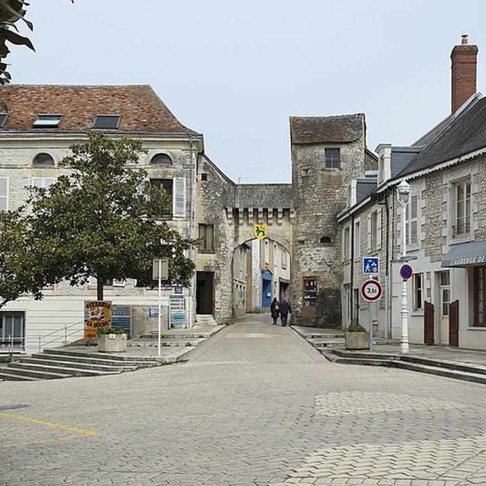 Photo de Porte de ville de La Roche-Posay