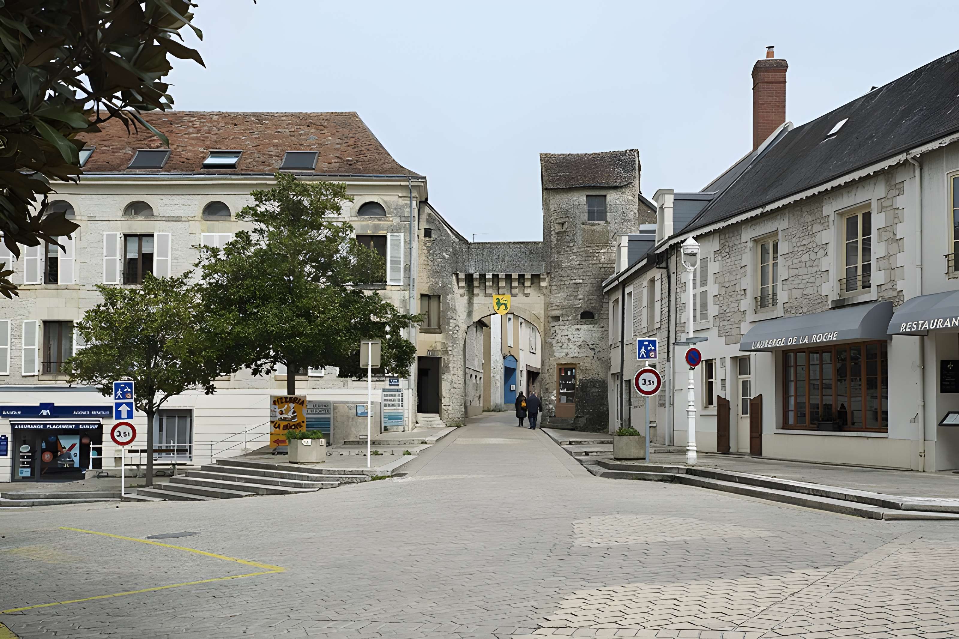 Porte de ville de La Roche-Posay