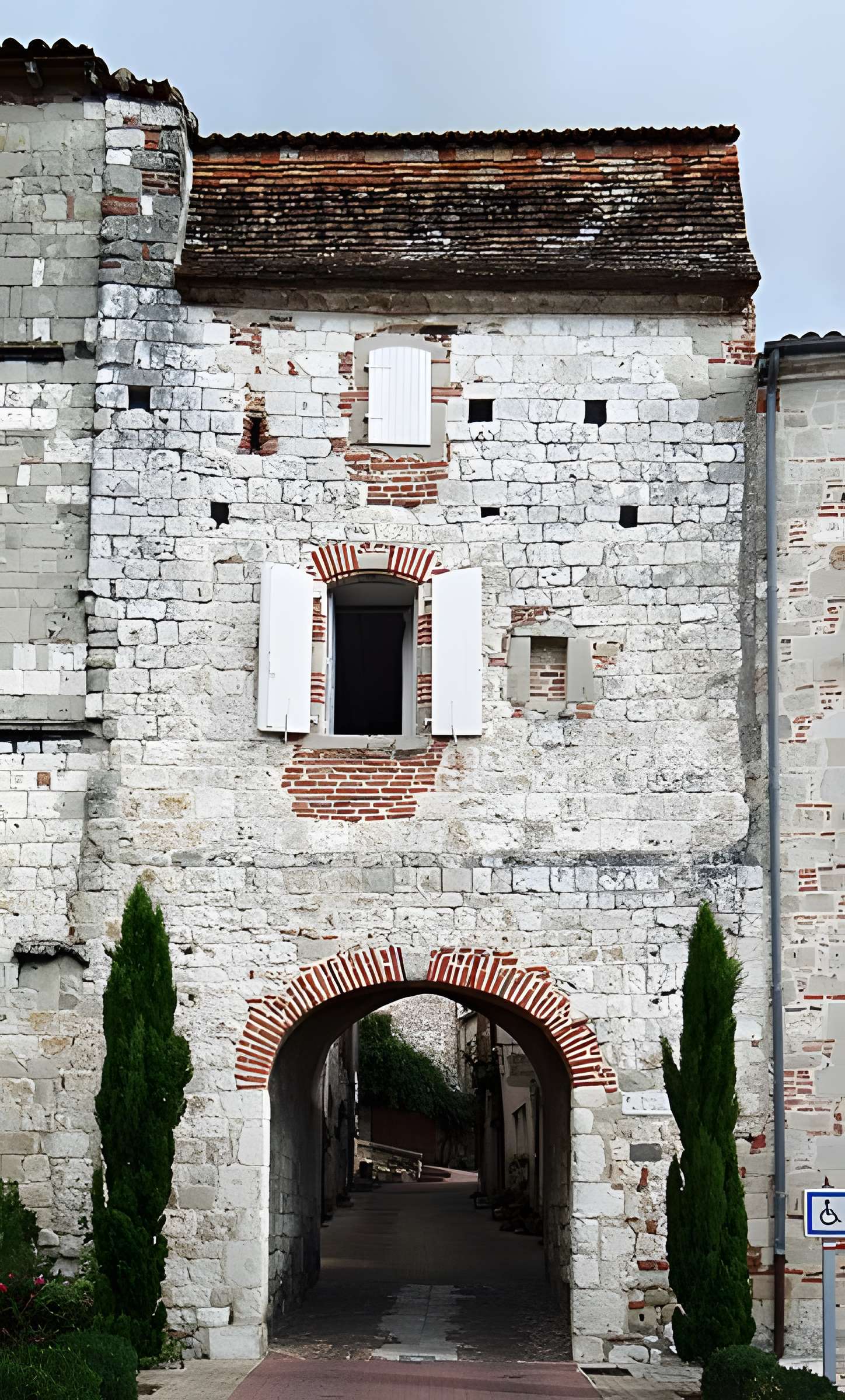 Porte de ville de Penne-d'Agenais