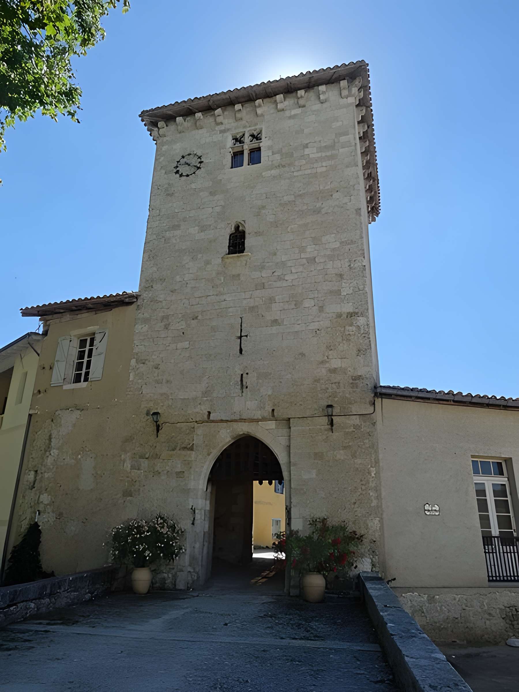 Porte de ville de Sarrant
