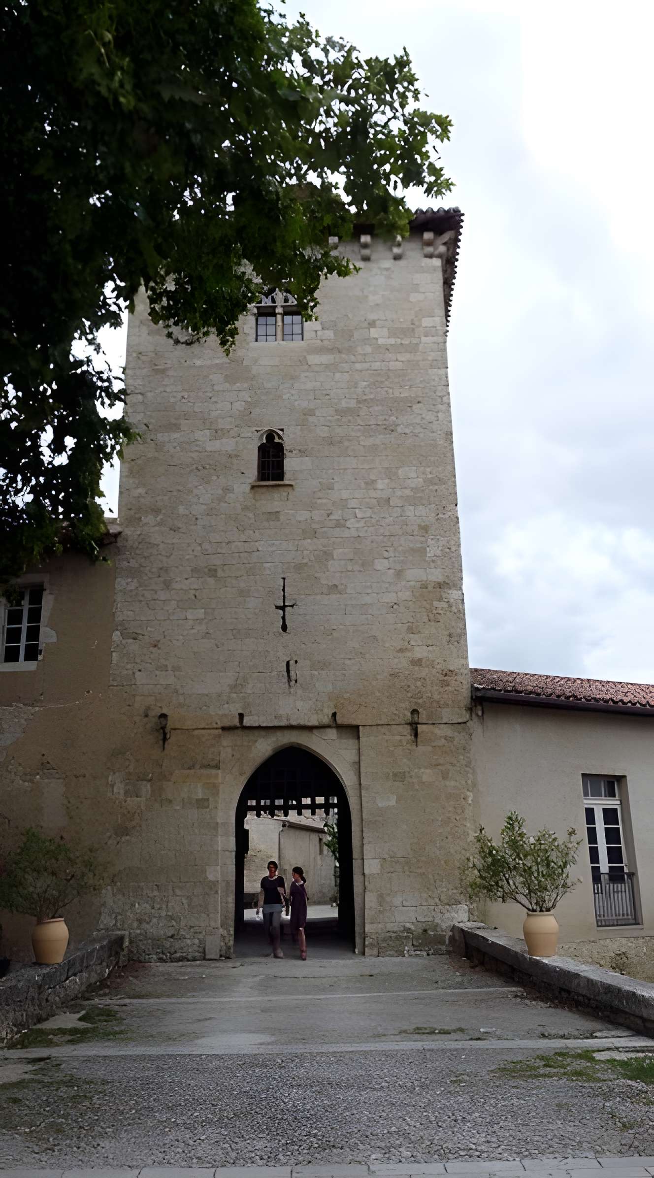 Porte de ville de Sarrant