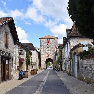 Porte de ville, Rue Saint-Jacques nord à Monpazier