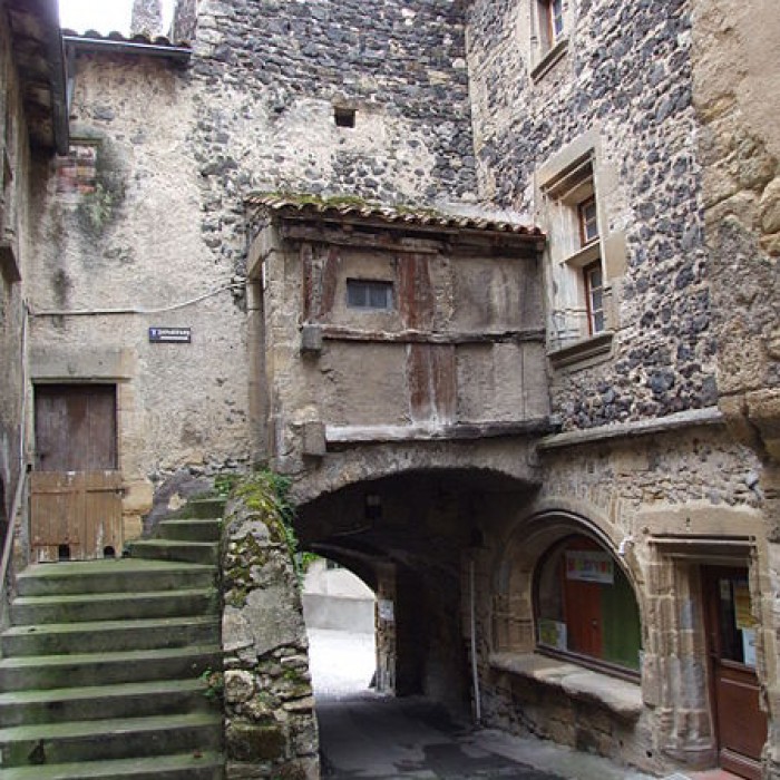 Photo de Porte des Boucheries de Saint-Saturnin