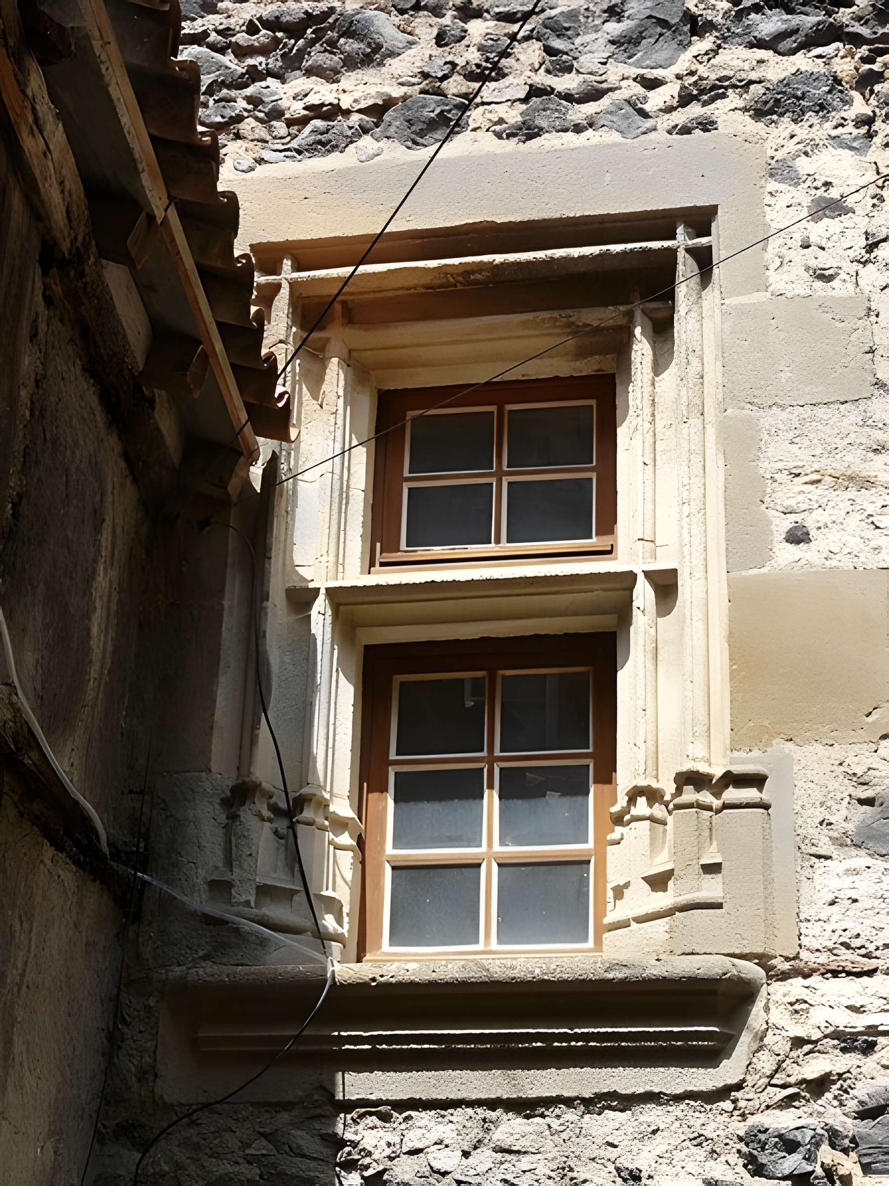 Porte des Boucheries de Saint-Saturnin