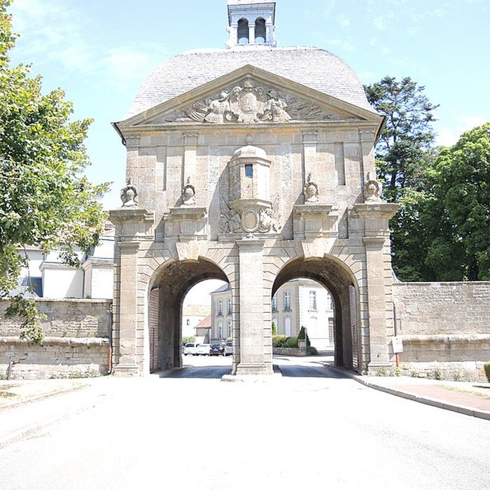 Photo de Porte des Moulins de Langres