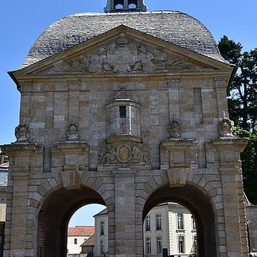 Porte des Moulins de Langres