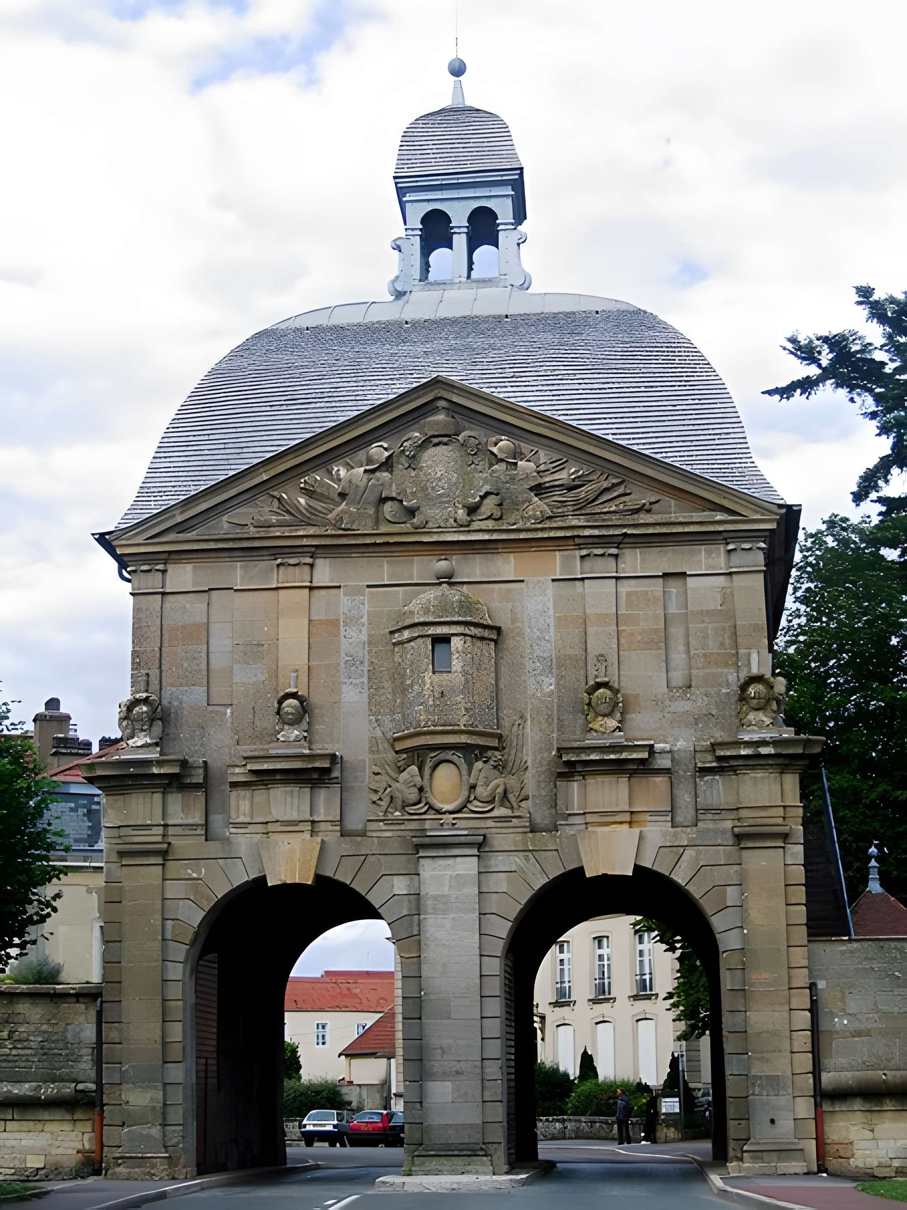 Porte des Moulins de Langres