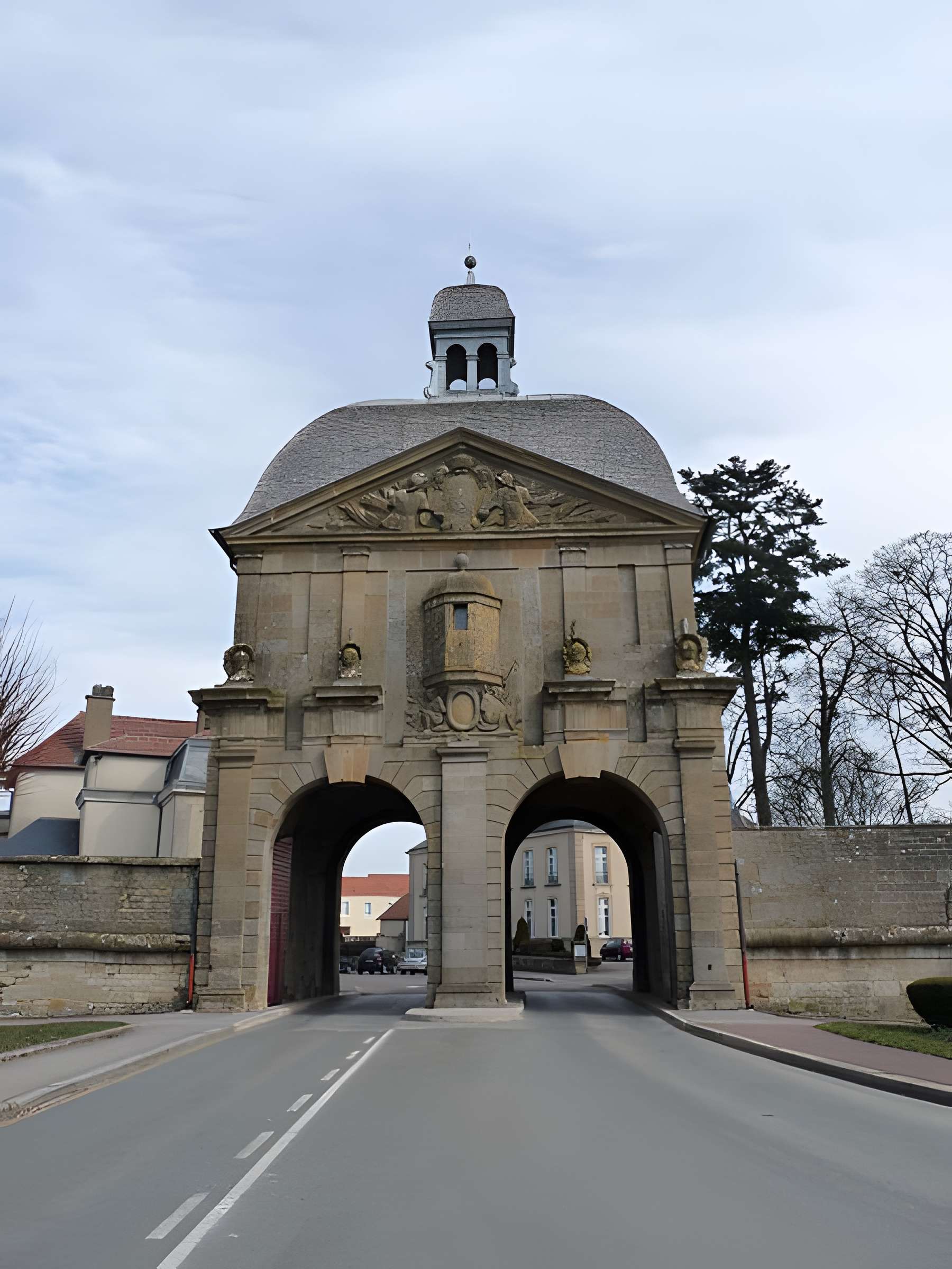 Porte des Moulins de Langres