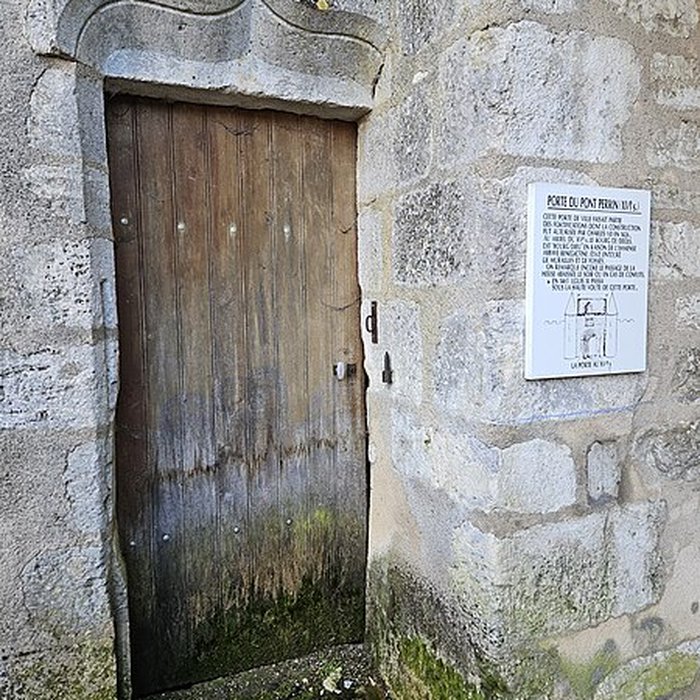 Photo de Porte du pont Perrin à Déols
