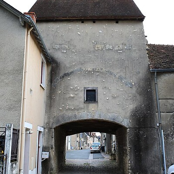 Photo de Porte du pont Perrin à Déols