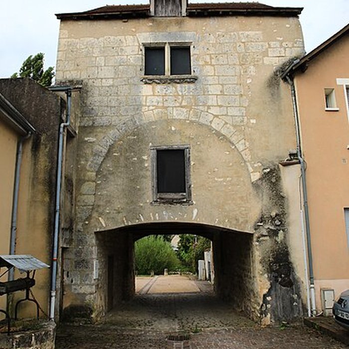 Photo de Porte du pont Perrin à Déols