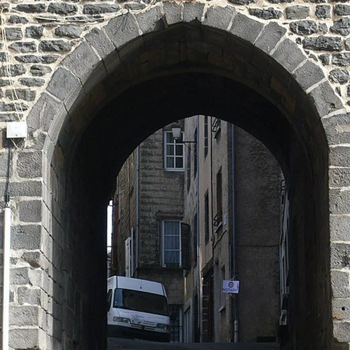 Photo de Porte du Thuile de Saint-Flour