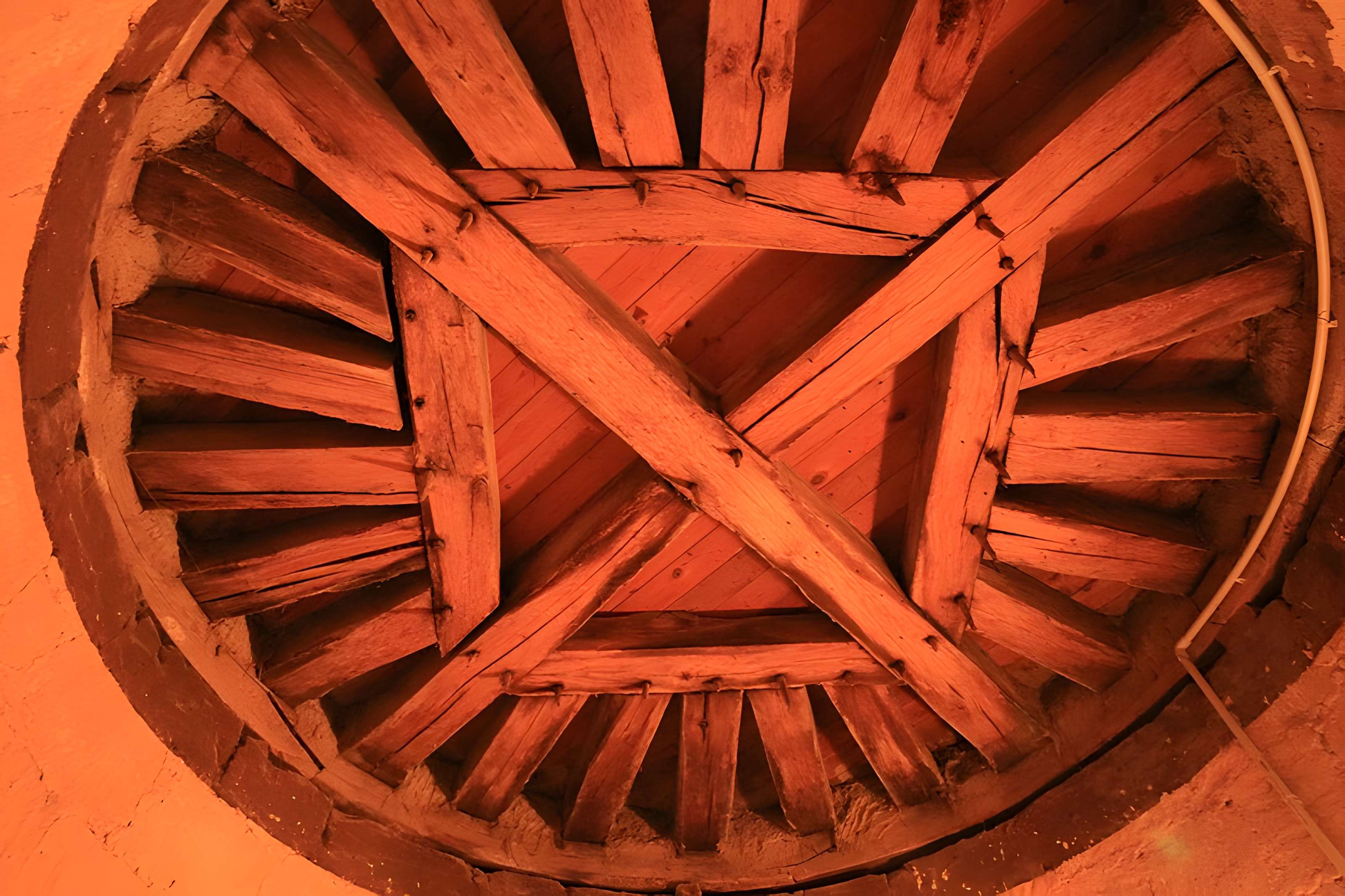 Porte fortifiée de Saint-Épain