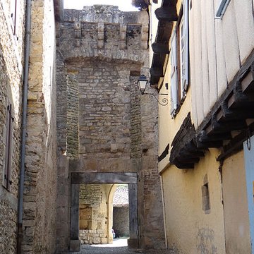 Porte fortifiée de Varen