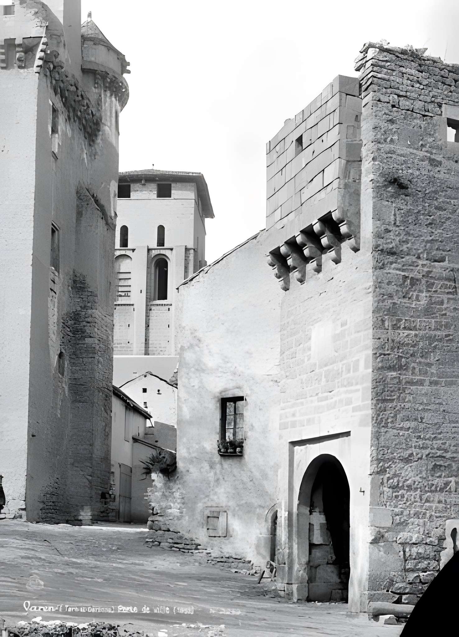 Porte fortifiée de Varen