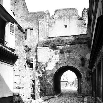 Porte Guillaume de Chartres