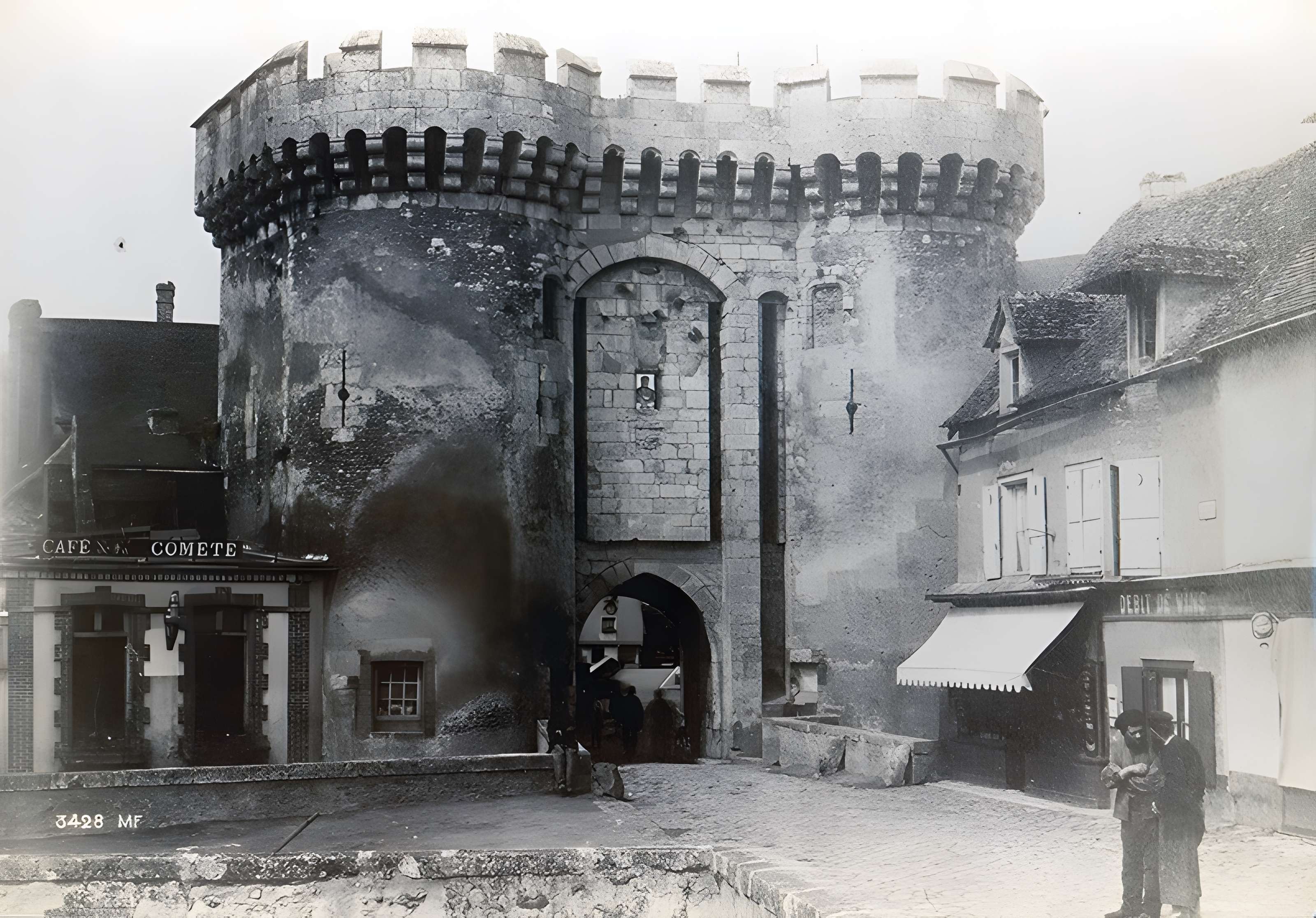 Porte Guillaume de Chartres