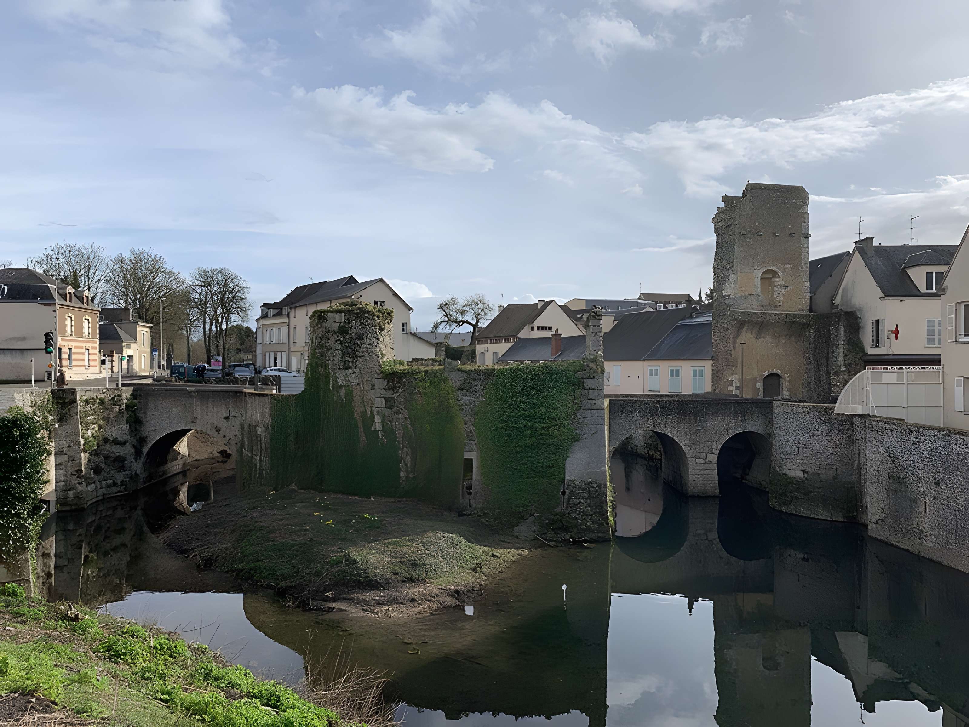 Porte Guillaume de Chartres