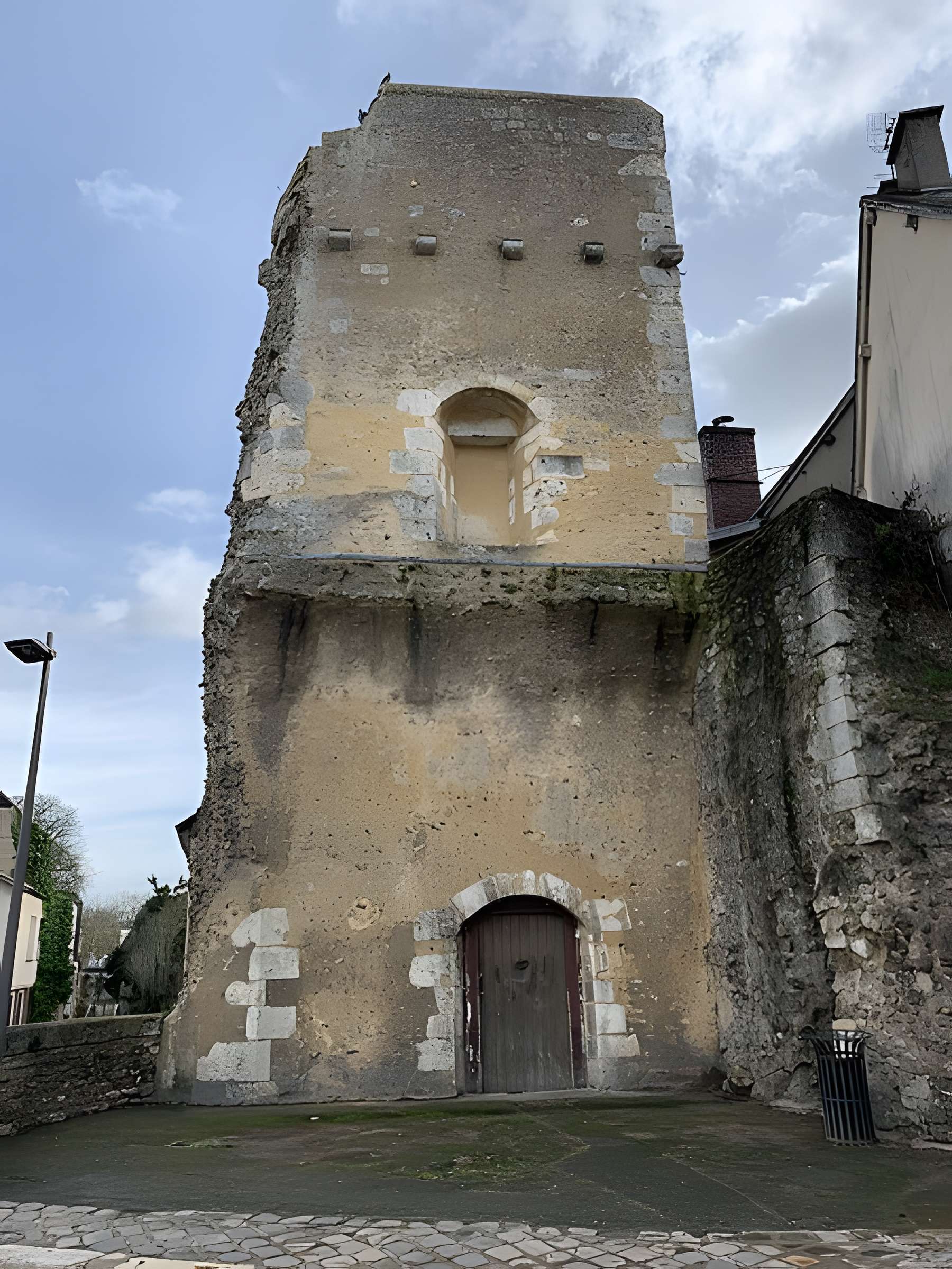 Porte Guillaume de Chartres