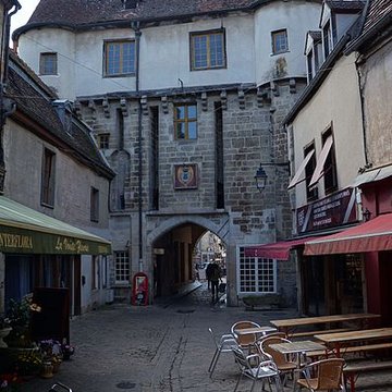 Porte Guillier de Semur-en-Auxois