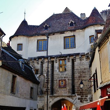 Porte Guillier de Semur-en-Auxois