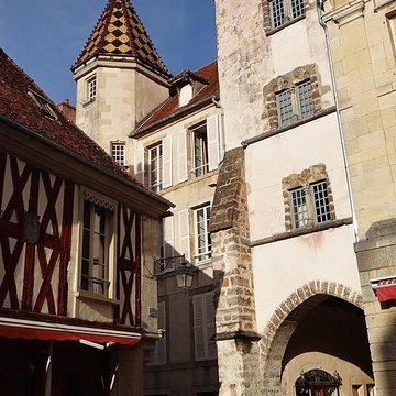 Porte Guillier de Semur-en-Auxois