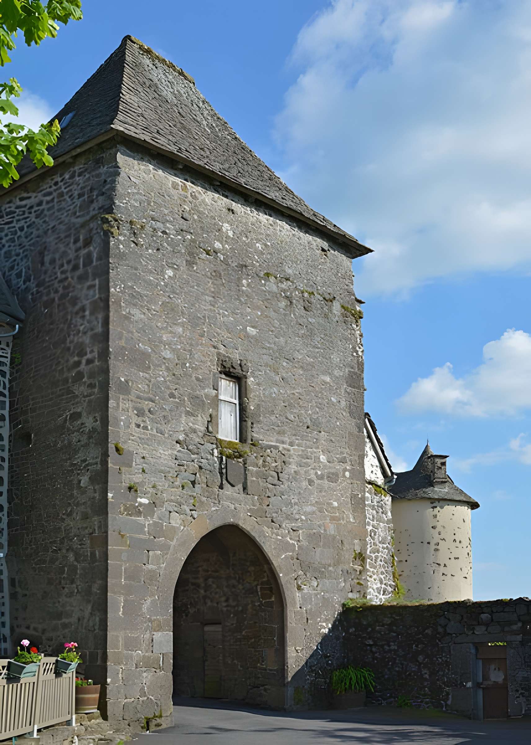 Porte Martille de Salers 