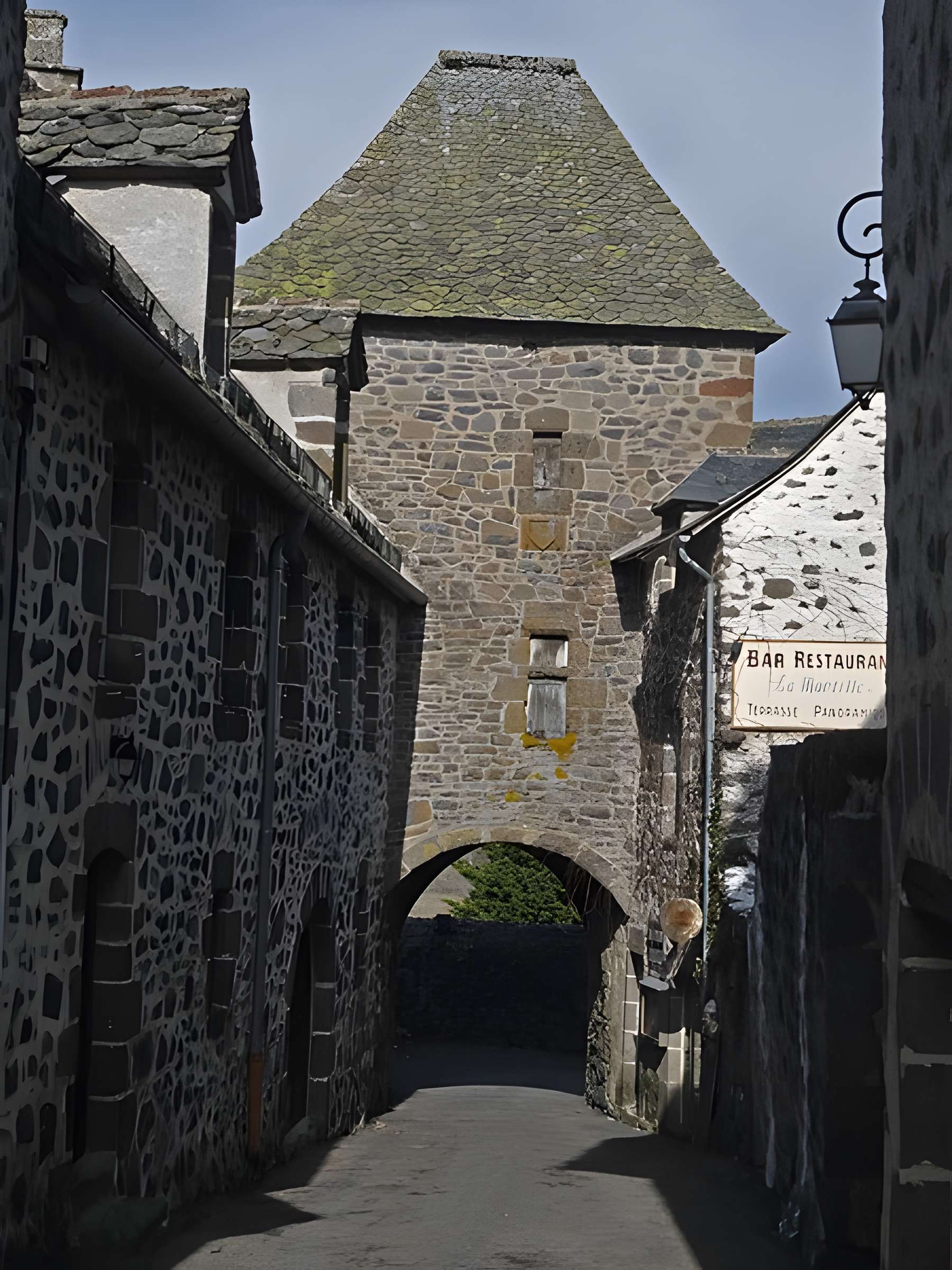 Porte Martille de Salers