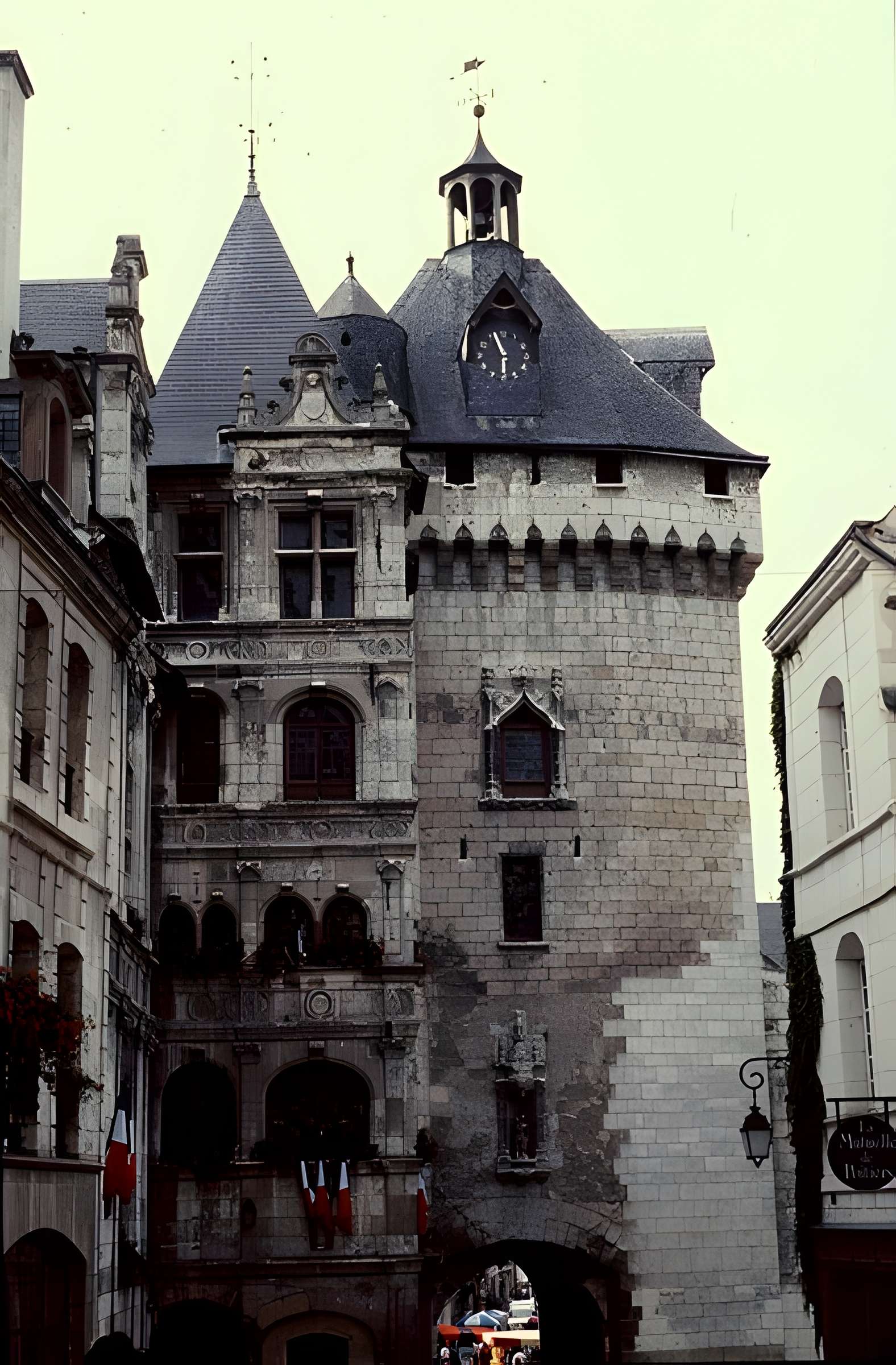 Porte Picoys de Loches