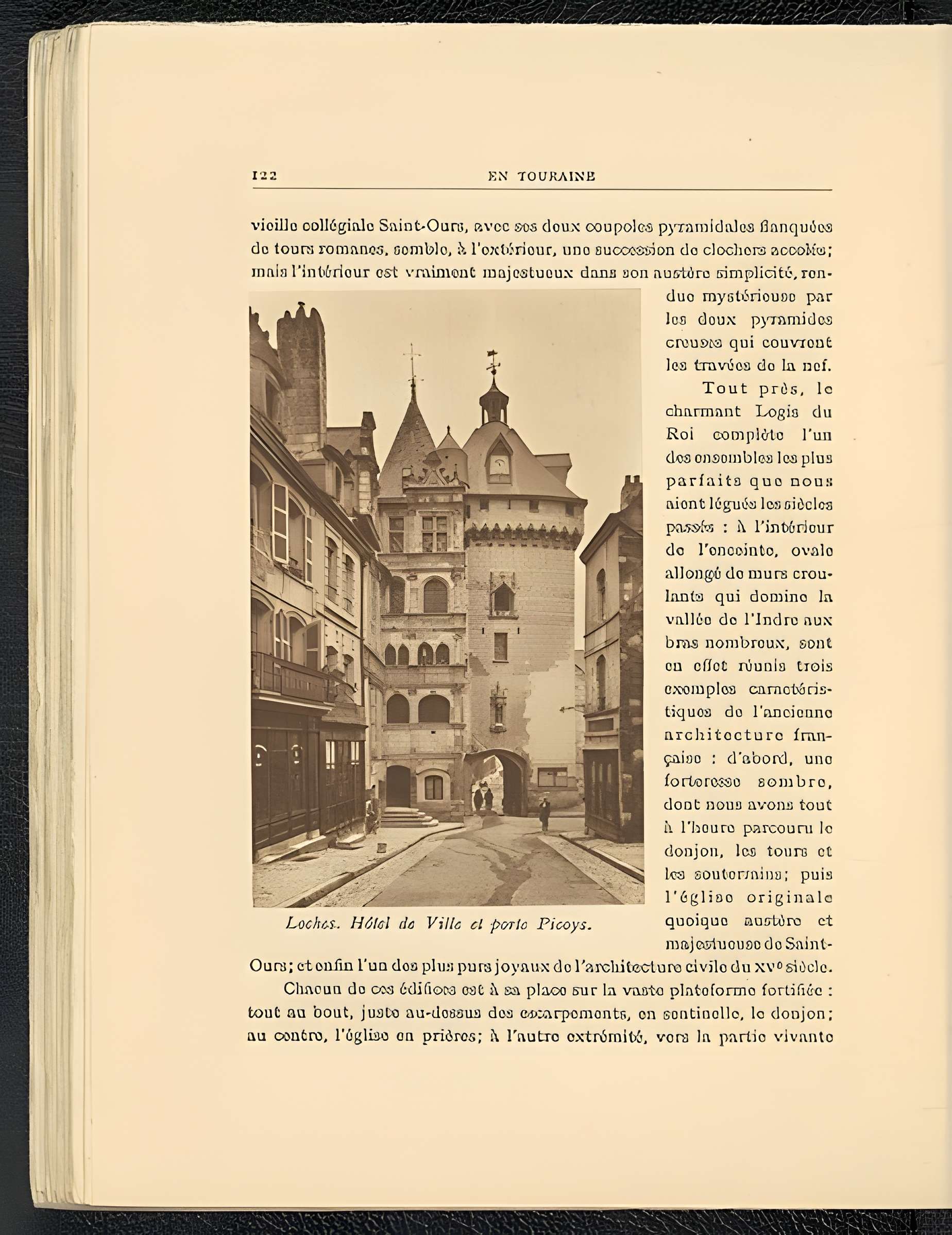 Porte Picoys de Loches