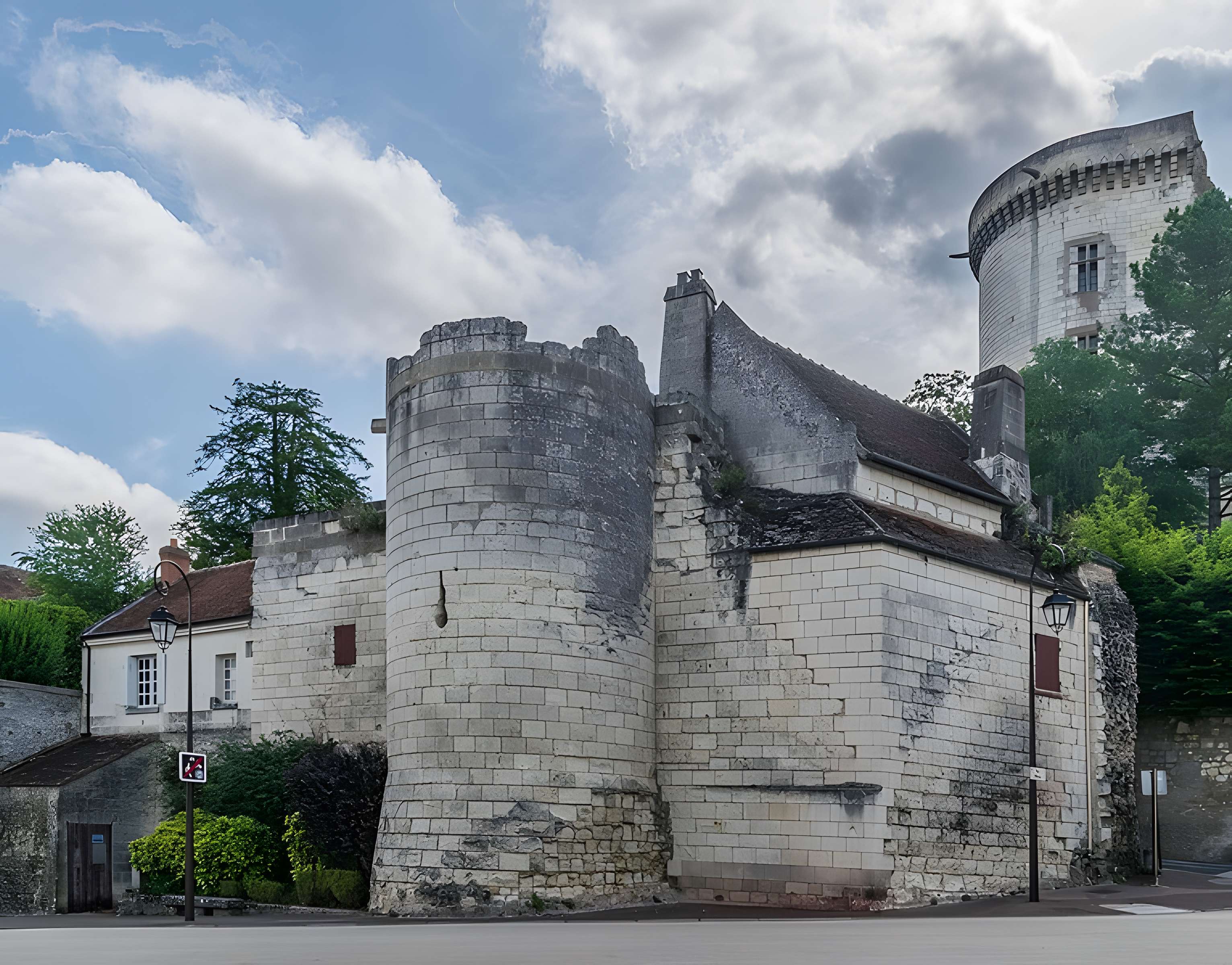 Porte Poitevine de Loches