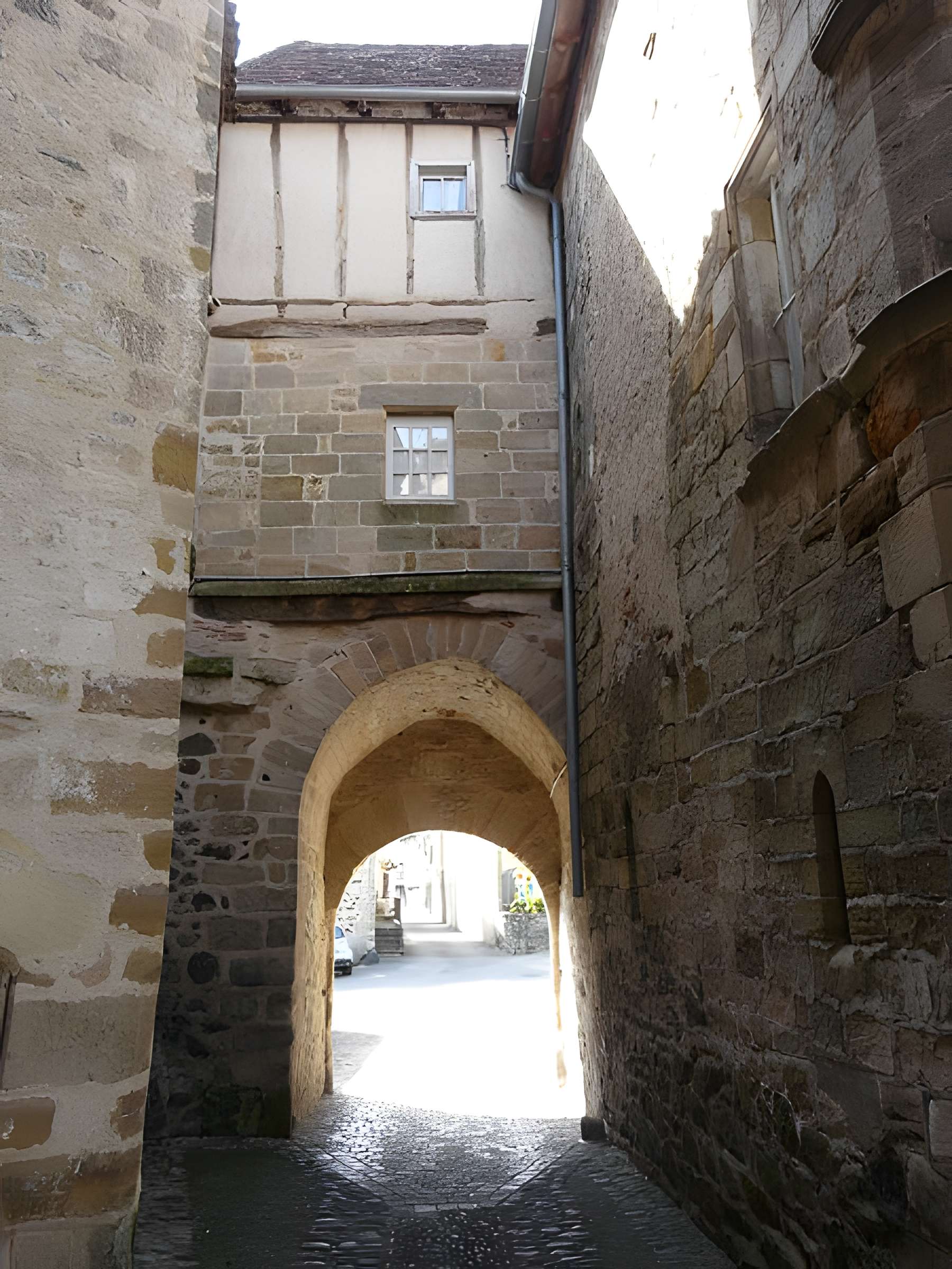 Porte Sainte-Catherine de Beaulieu-sur-Dordogne