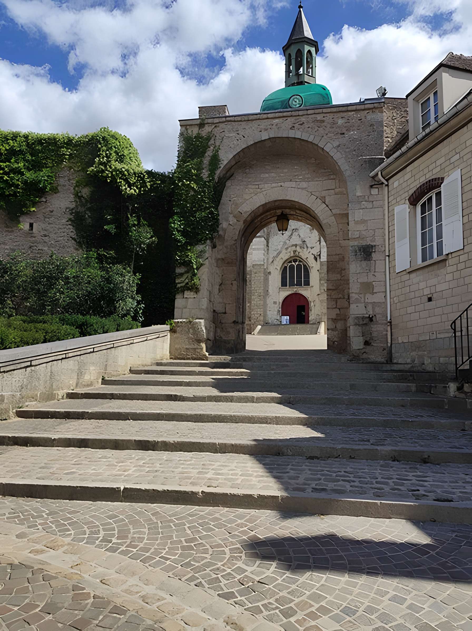 Porte Saint-Jean de Joigny