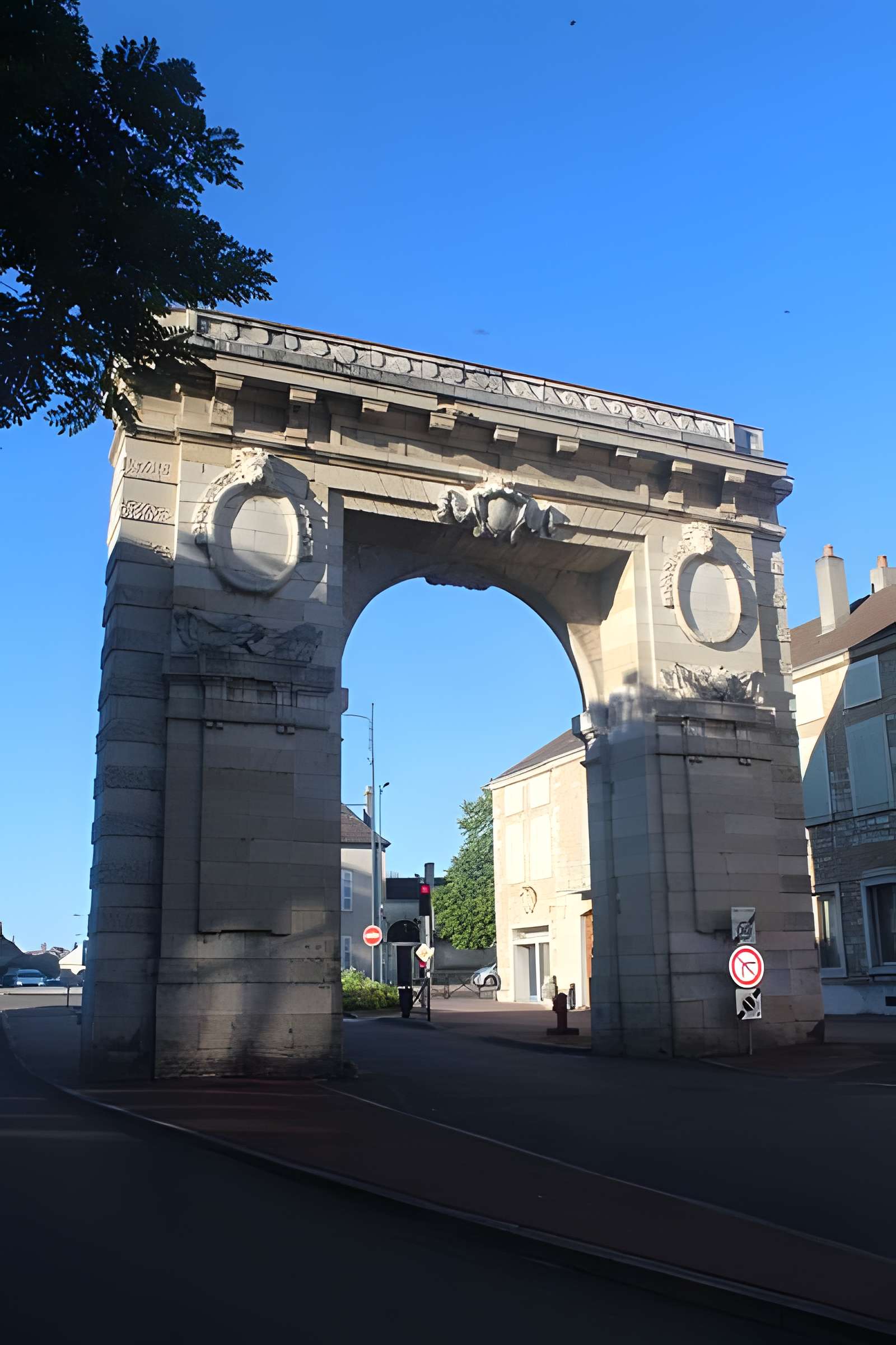 Porte Saint-Nicolas de Beaune