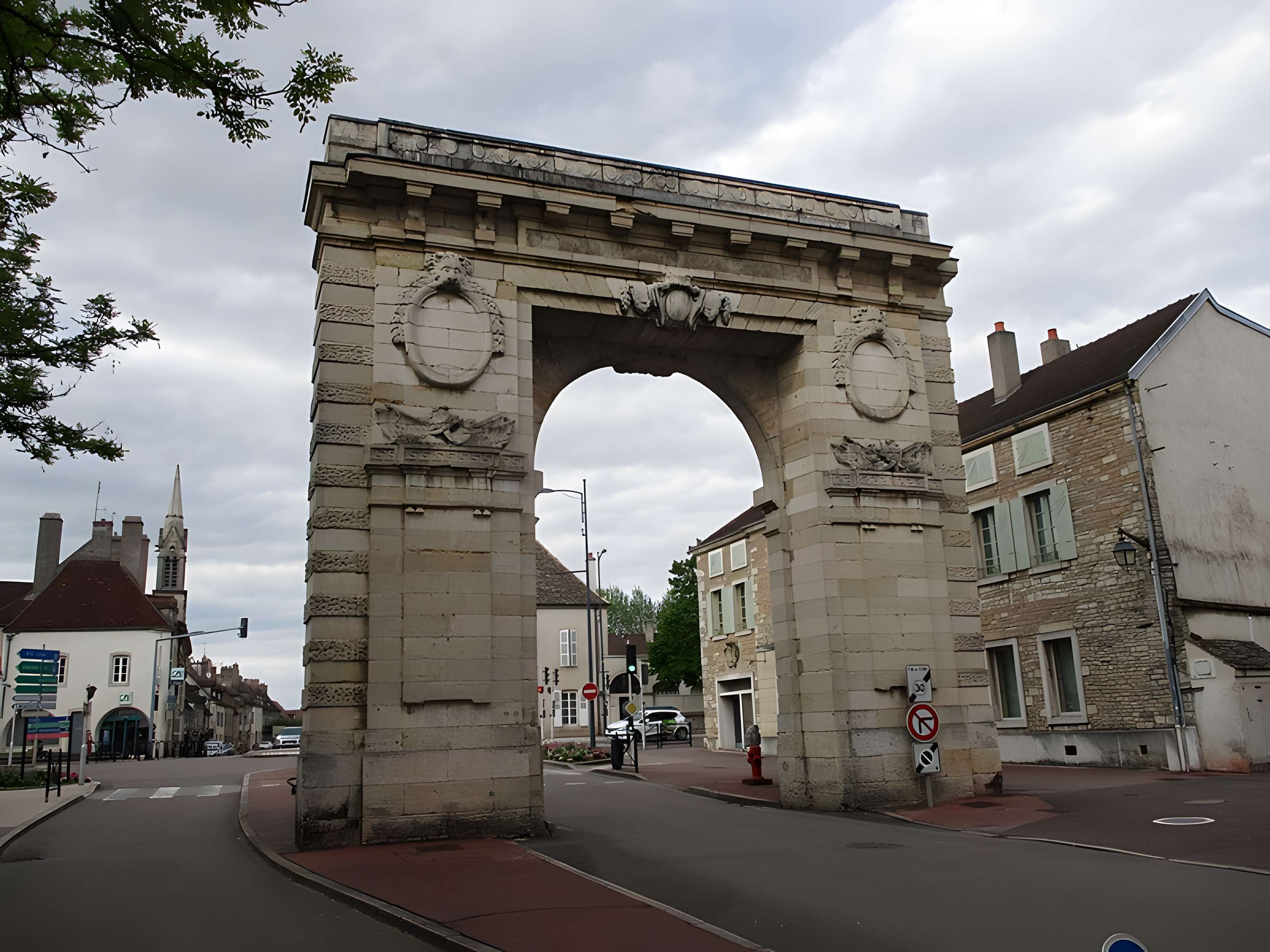 Porte Saint-Nicolas de Beaune