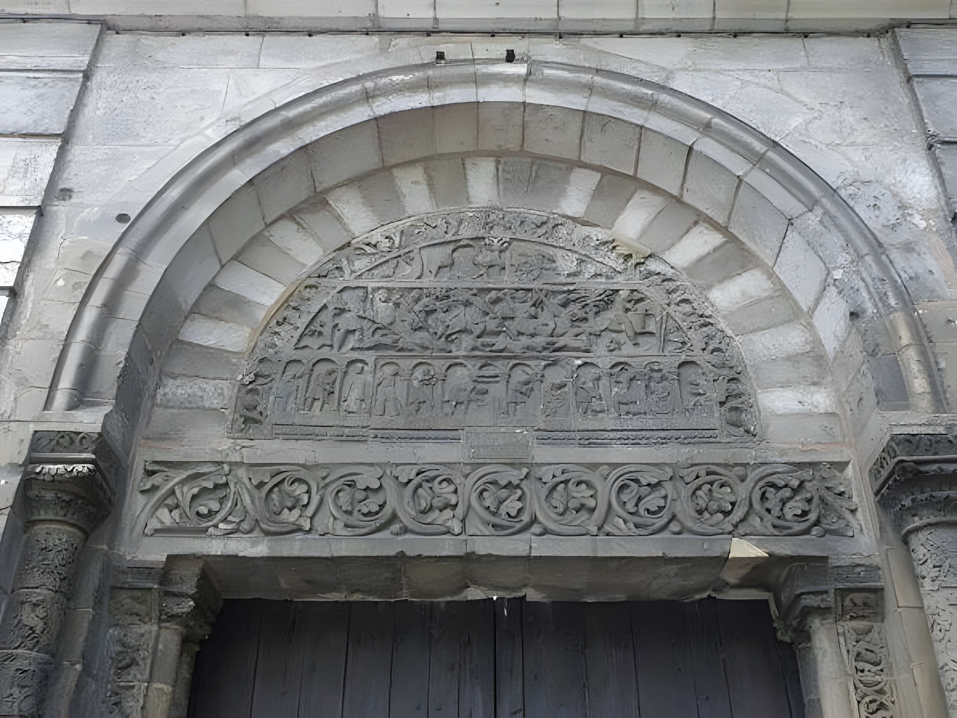 Porte Saint-Ours de la collégiale Saint-Ursin à Bourges