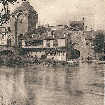 Poterne de Moret-sur-Loing