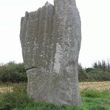 Premier menhir de Kerscaven à Penmarch