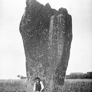 Premier menhir de Kerscaven à Penmarch