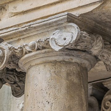 Presbytère de la cathédrale de Nîmes