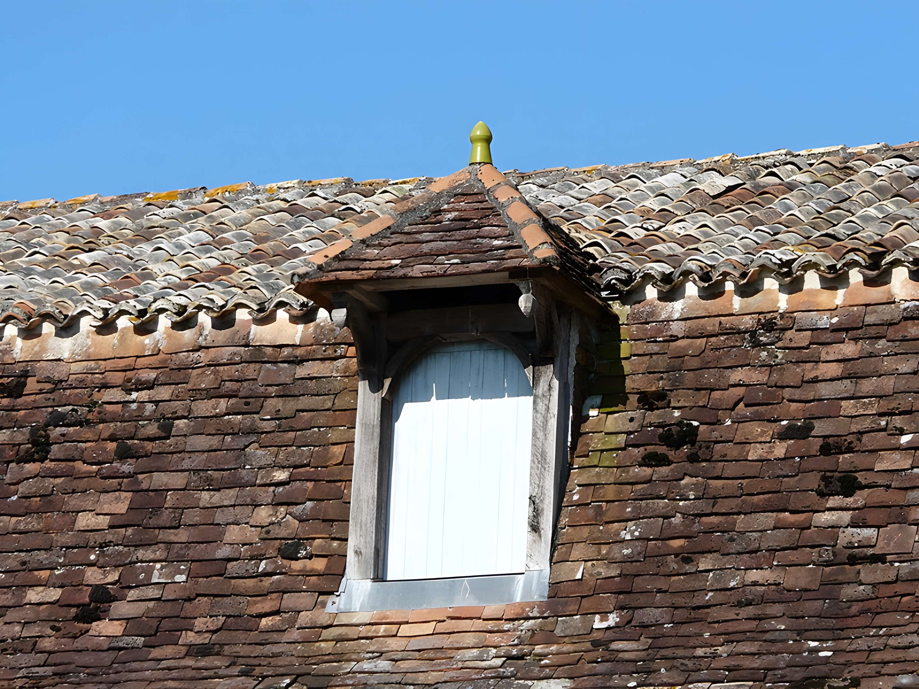 Presbytère de Saint-Front-de-Pradoux