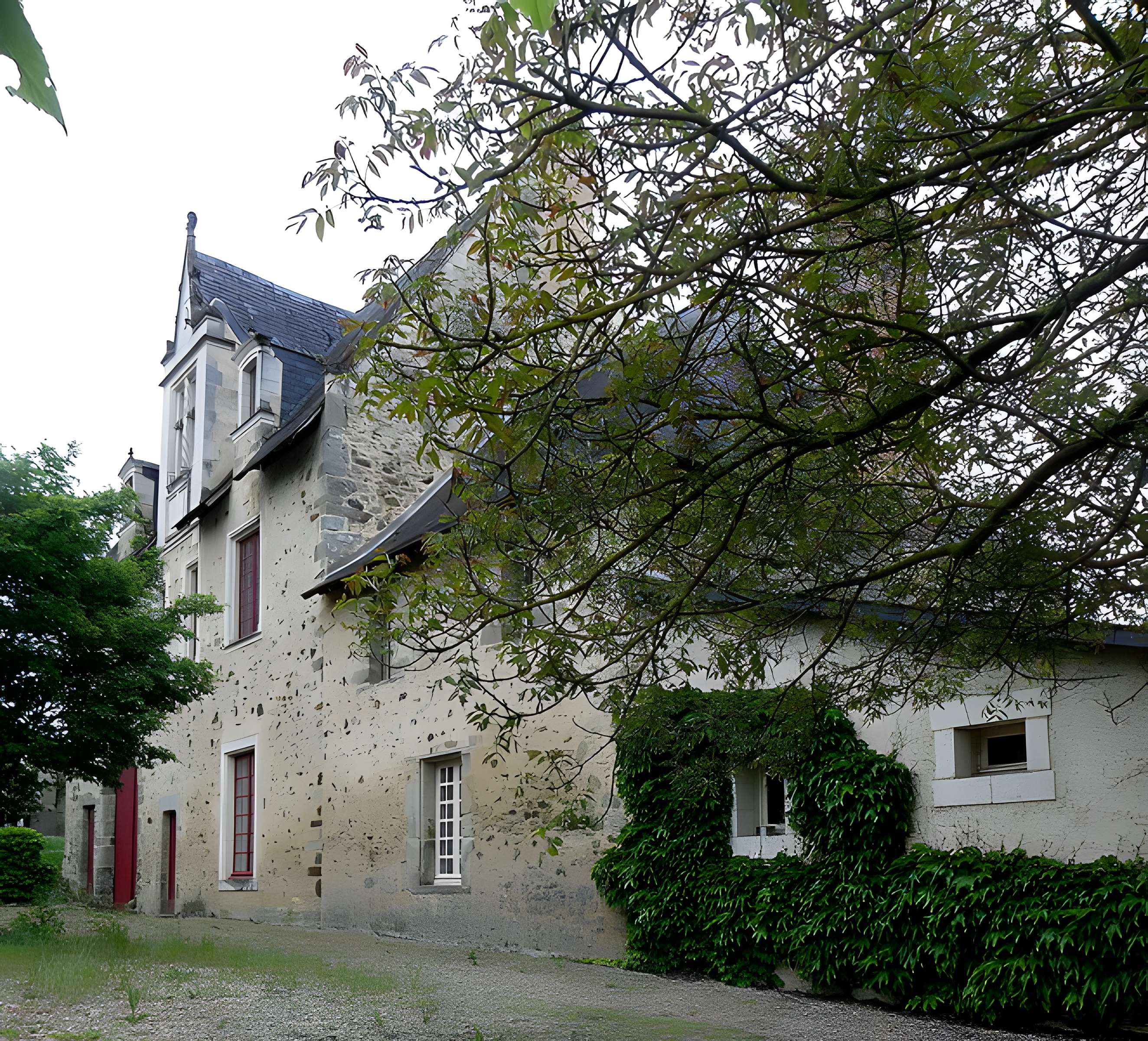 Prieuré bénédictin Saint-Clément de Craon