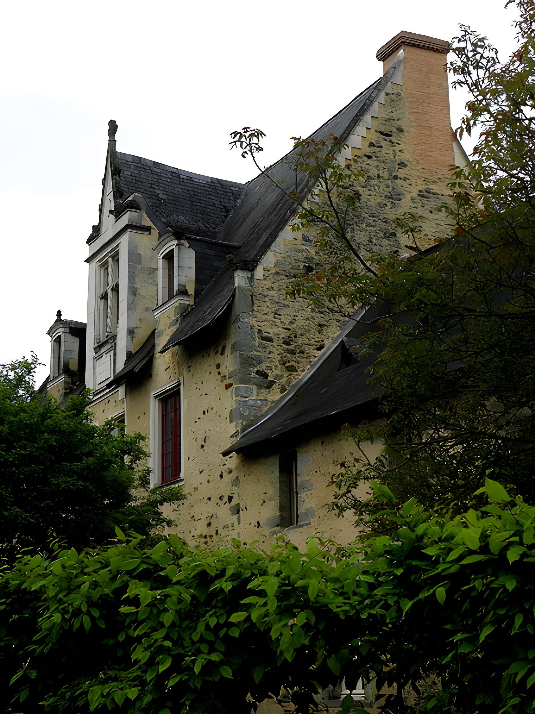 Prieuré bénédictin Saint-Clément de Craon